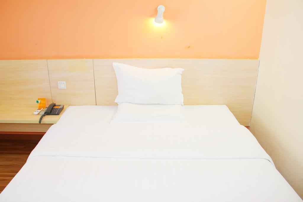 7Days Inn Zhuhai Hengqin Changlong Wanzai Port Extérieur photo