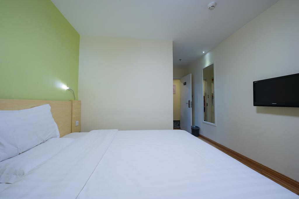 7Days Inn Zhuhai Hengqin Changlong Wanzai Port Extérieur photo